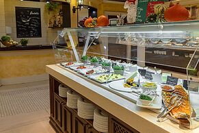 Radisson Slavyanskaya Hotel and Business Centre, Moscow