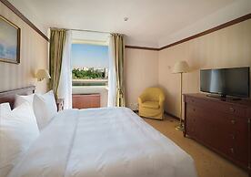 Radisson Slavyanskaya Hotel and Business Centre, Moscow