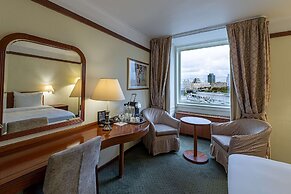 Radisson Slavyanskaya Hotel and Business Centre, Moscow