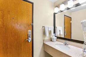 Best Western Oglesby Inn