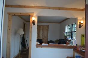 Granbury Inn & Suites