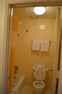 Granbury Inn & Suites