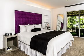 Riande Aeropuerto Hotel & Casino