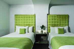 Riande Aeropuerto Hotel & Casino