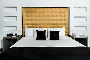 Riande Aeropuerto Hotel & Casino