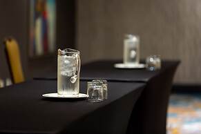 Holiday Inn Toronto Downtown Centre by IHG