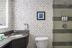 Holiday Inn Toronto Downtown Centre by IHG