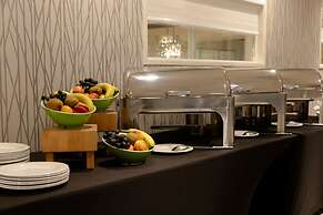 Holiday Inn Toronto Downtown Centre by IHG