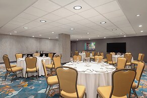 Holiday Inn Toronto Downtown Centre by IHG