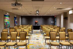 Holiday Inn Toronto Downtown Centre by IHG