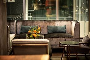 Holiday Inn Toronto Downtown Centre by IHG