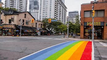Holiday Inn Toronto Downtown Centre by IHG