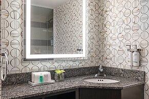 Holiday Inn Toronto Downtown Centre by IHG