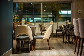 Holiday Inn Toronto Downtown Centre by IHG