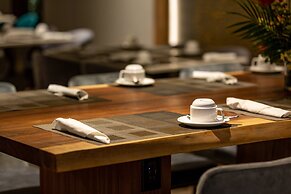 Holiday Inn Toronto Downtown Centre by IHG