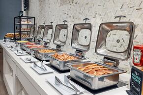 Holiday Inn Toronto Downtown Centre by IHG