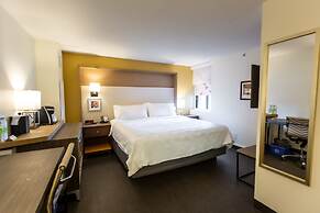 Holiday Inn Toronto Downtown Centre by IHG