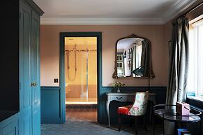 The Devonshire Arms Hotel