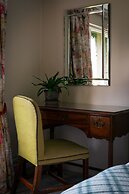 The Devonshire Arms Hotel