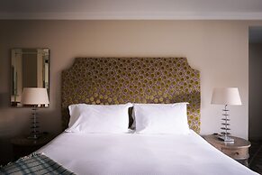 The Devonshire Arms Hotel
