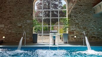 The Devonshire Arms Hotel