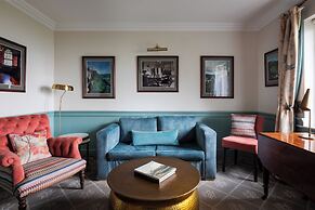 The Devonshire Arms Hotel