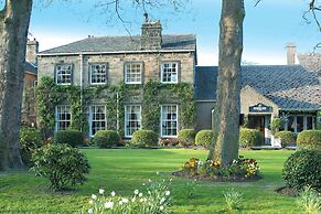 The Devonshire Arms Hotel