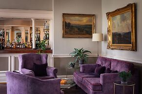 The Devonshire Arms Hotel