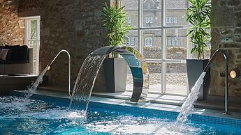 The Devonshire Arms Hotel