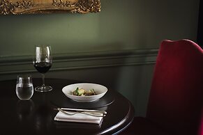 The Devonshire Arms Hotel