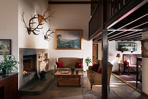 The Devonshire Arms Hotel