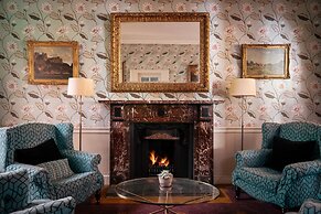 The Devonshire Arms Hotel