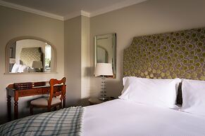 The Devonshire Arms Hotel