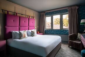 The Devonshire Arms Hotel