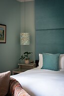 The Devonshire Arms Hotel