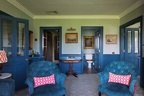The Devonshire Arms Hotel