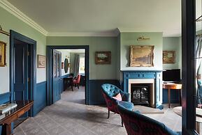 The Devonshire Arms Hotel