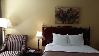 Ramada by Wyndham Temple Terrace/Tampa North