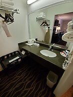 Ramada by Wyndham Temple Terrace/Tampa North