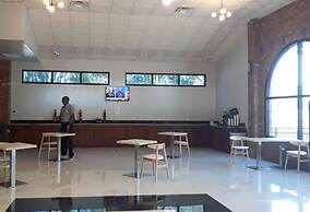 Ramada by Wyndham Temple Terrace/Tampa North