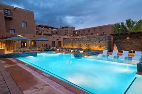Inn and Spa at Loretto