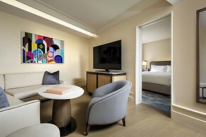 The Vinoy Resort & Golf Club, Autograph Collection