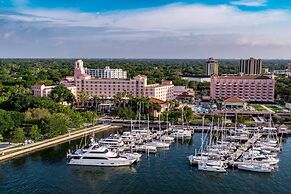 The Vinoy Resort & Golf Club, Autograph Collection