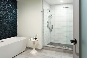 The Vinoy Resort & Golf Club, Autograph Collection