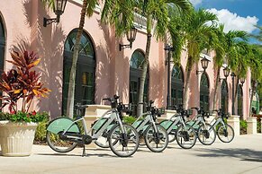 The Vinoy Resort & Golf Club, Autograph Collection