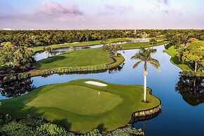 The Vinoy Resort & Golf Club, Autograph Collection