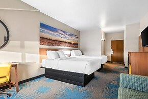 Days Inn by Wyndham Mitchell SD