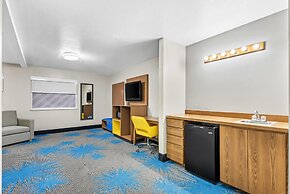 Days Inn by Wyndham Mitchell SD