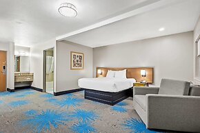 Days Inn by Wyndham Mitchell SD