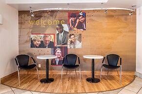 Motel 6 Gatlinburg, TN - Smoky Mountains